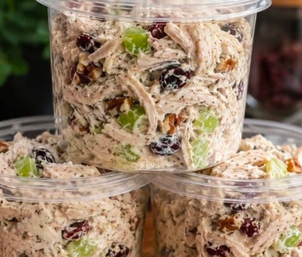 🥗 Cranberry Pecan Chicken Salad